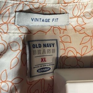 Old Navy Floral Pattern Shirt - XL